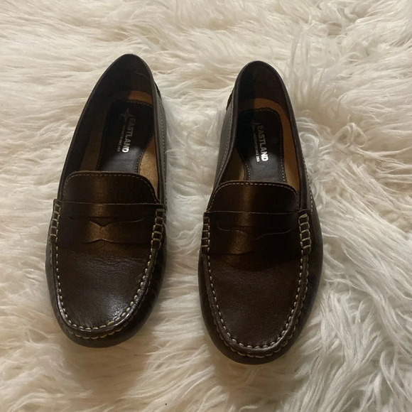 Eastland  Penny Loafer Size-8M - Picture 1 of 10